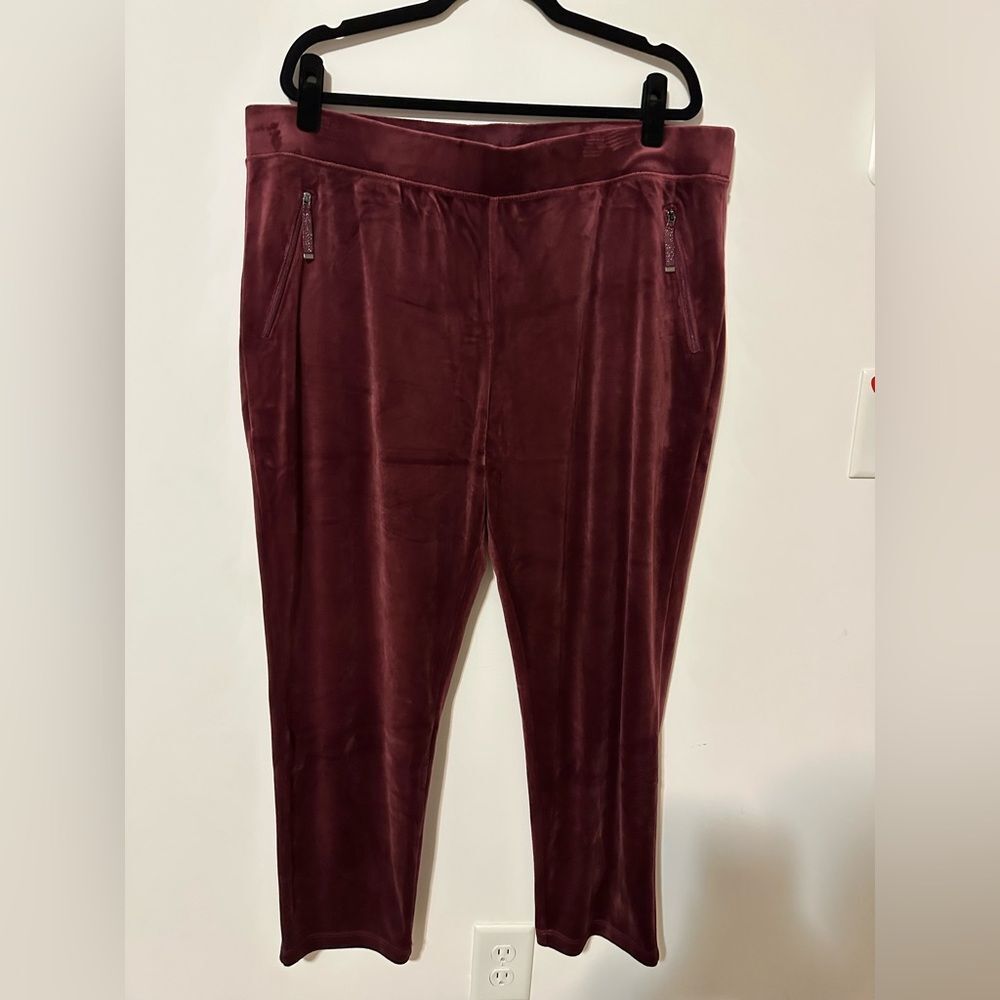 Chico’s Velour Zip Pocket Pant SZ 3 US XL Pull On Wine